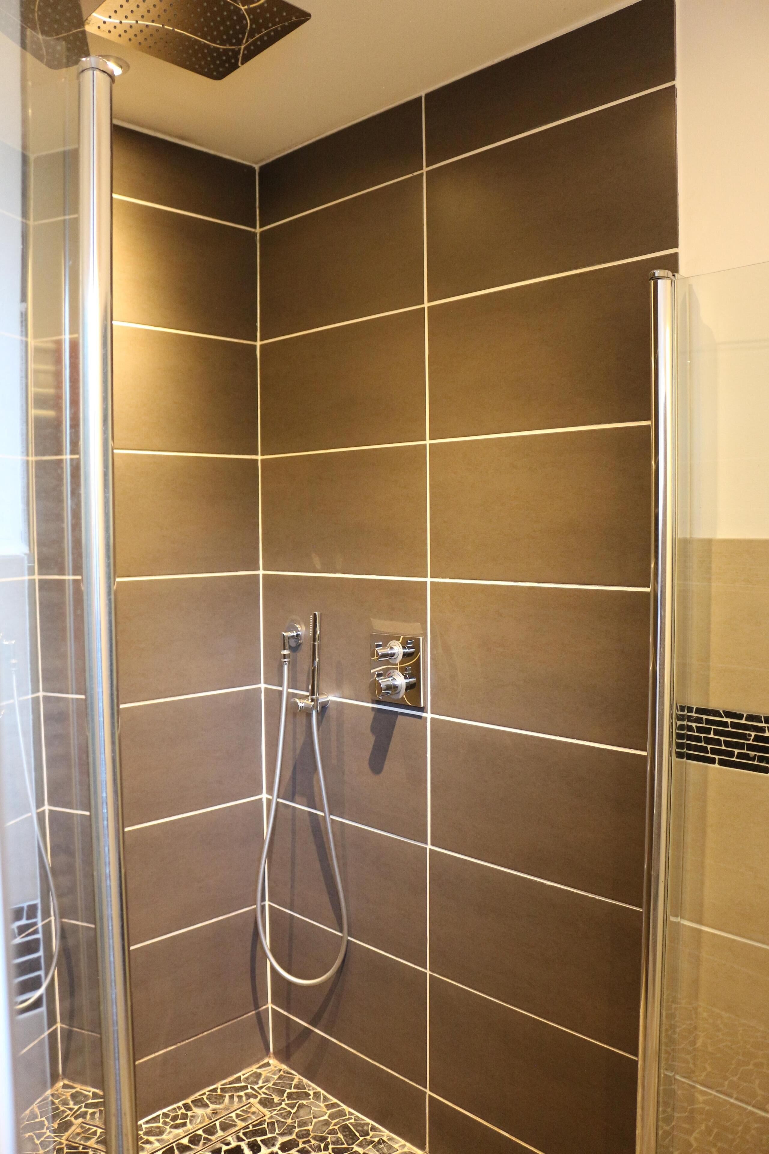 Dusche, Haartrockner