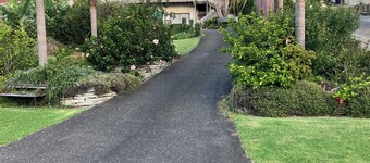 Sunray Room - Relaxing Tapeka Stay Near Beaches & Tracks