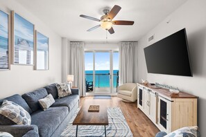 TV -  Renovated for 26 season, 3-bedroom, 2-Bath condo, Oceanfront with Master views. (Panama City)