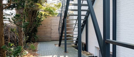 住宿地面