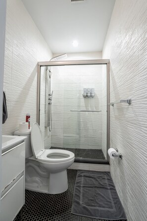 Bathroom - Soho 2 bedroom stylish apartment (New York)