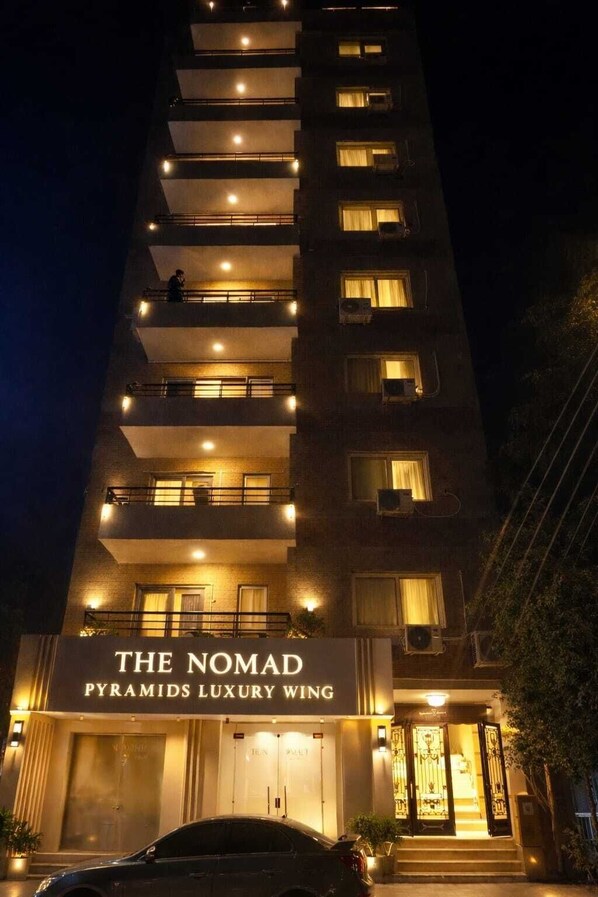 Classic Double or Twin Room, City View | Exterior detail