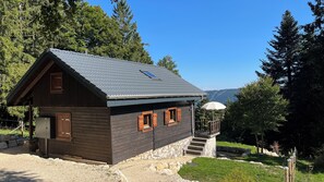 Exterior - Comfortable chalet in the heart of the Bernese Jura (Valbirse)