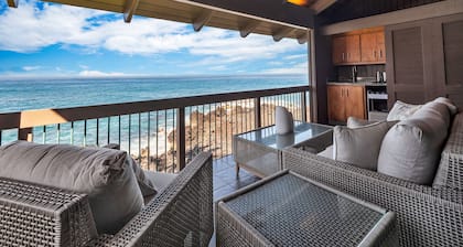 Oceanfront 3BR Kona Penthouse - Stunning Views - A/C - 3 Pools - Sleeps 8