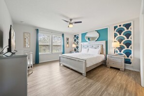 5 bedrooms, iron/ironing board, WiFi, bed sheets - New! Epic Family Luxury Retreat (Kissimmee)