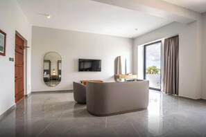 Living area - Relax in Deluxe Zanzibar Room w/ Jacuzzi & Balcony | Direct Beach Access (Zanzibar)