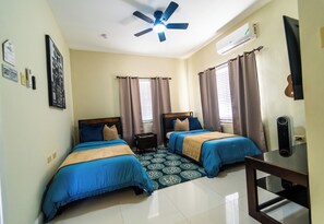 3 bedrooms, in-room safe, desk, iron/ironing board - Ocho Rios home "Elevate Escape" Gated Community (Ocho Rios)