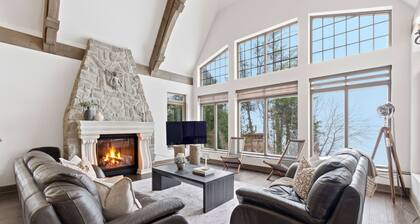 Waterfront Luxury French Chateau | Lake Simcoe | Ping Pong | Games | Fireplace