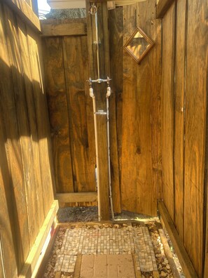 Property grounds - Eagle Eye Treehouse of Holly Hill-breathtaking views of bald eagles! (Daytona Beach)