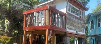 Eagle Eye Treehouse of Holly Hill-breathtaking views of bald eagles!