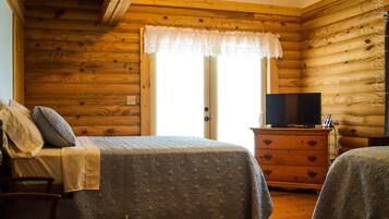 6 bedrooms, iron/ironing board, free WiFi, bed sheets