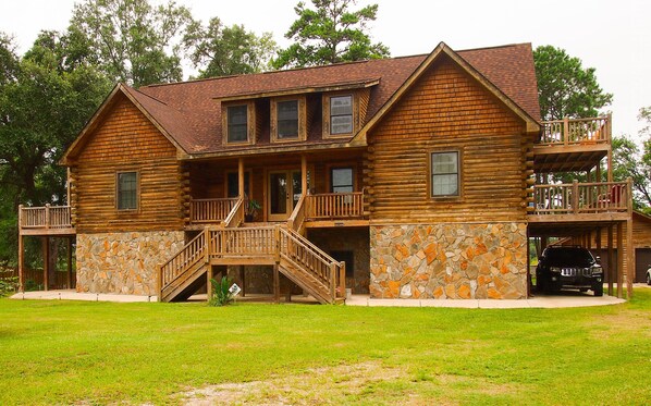 Exterior - Enchanted Woodland Cabin – Private, Peaceful, Perfect for Recharging (Georgetown)