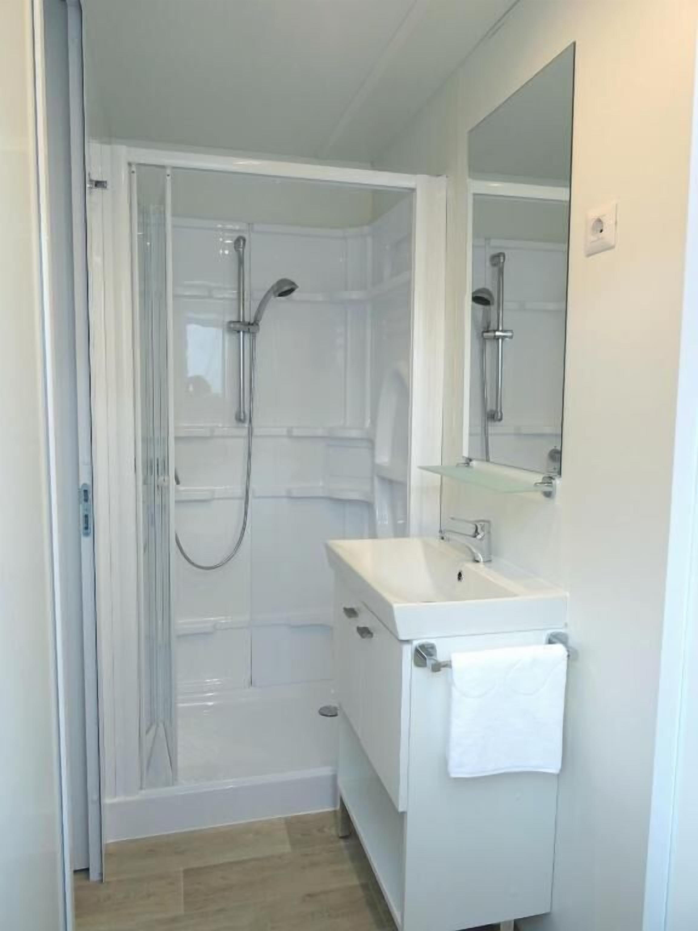 Mobile Home, Garden View | Bathroom