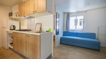 Mobile Home, Garden View | Interior