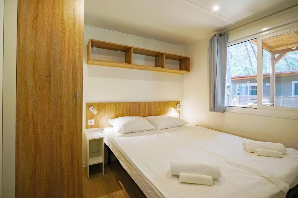 Mobile Home, Garden View