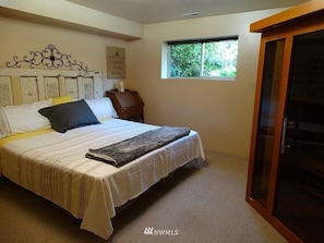 Room - Pet-Friendly, 3 BR, Air Conditioned w/spectacular WA Coastal View (South Bend)