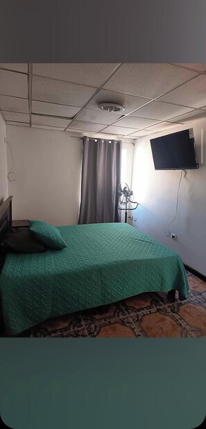 Habitación, vistas a la ciudad | Wifi gratis