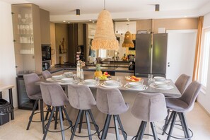 Dining - Luxurious riverside retreat with pool, sauna, jacuzzi, and panoramic nature views. (Šćulac)