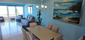 Interior - 2-bedroom apartment in peaceful Mazatlán with an amazing front ocean view (Mazatlán)