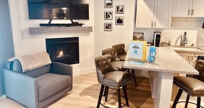 Yosemite West Retreat - Inside Yosemite - Sleeps 4