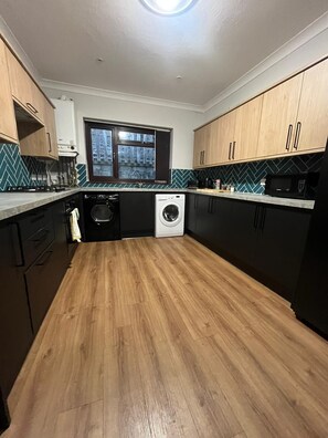 Private kitchen - The Phoenix  (Swansea)