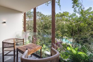 Property grounds - Studio Retreat, Pool Views, Wi-Fi and A/C Smart TV (Tulum)