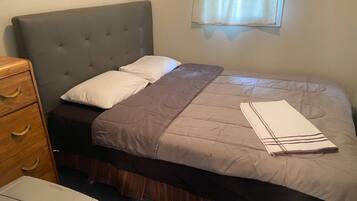 House, 5 Bedrooms, Smoking, Balcony