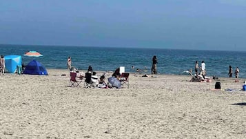 House, 5 Bedrooms, Smoking, Balcony | Beach