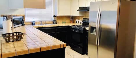 Microwave, oven, stovetop, dishwasher
