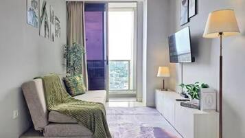 Apartment, 2 Bedrooms, City View | Living area