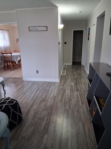 Cozy house, perfect location to explore Central NL and all it has to offer!!!