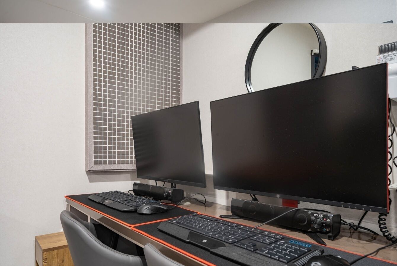 Business Double Room | Business centre