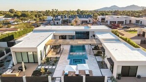 Exterior - NEW SWSS 6BR Retreat, Golf Sim, Pool/Waterfall, Sport Court, Putting Green (Scottsdale)