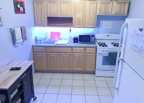 Classic Double Room | Private kitchen - NY residence (Brooklyn)