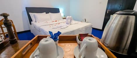 Deluxe Double Room, Hill View | Soundproofing, free WiFi