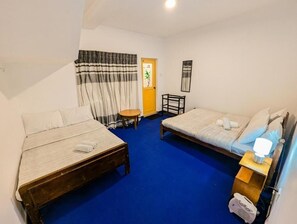 Deluxe-Dreibettzimmer, Hügelblick