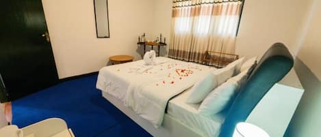 Deluxe-Doppelzimmer, HĂŒgelblick