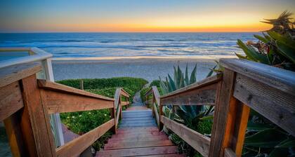 Oceanfront Condo | Private Patio | Beach Access | BBQ