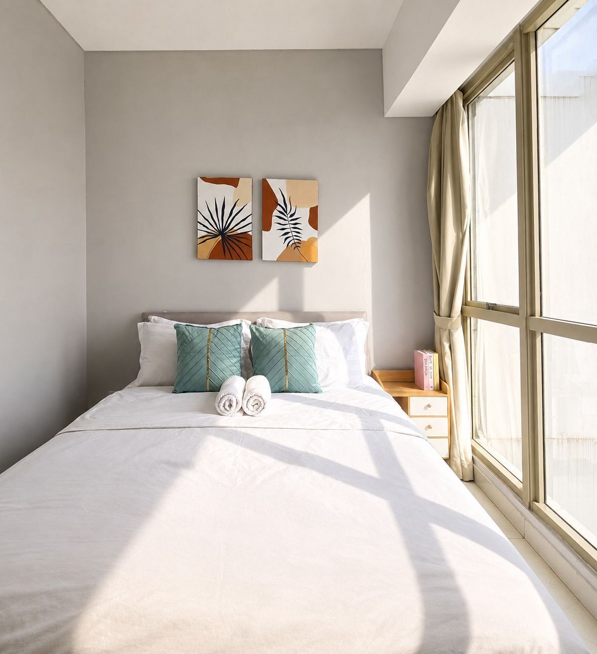 Appartamento, 2 camere da letto, vista città | Una scrivania, ferro/asse da stiro, Wi-Fi gratuito