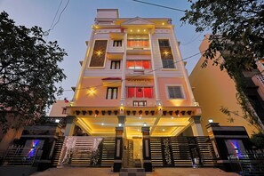 Exterior - Cozy Apartment w/Living room,WIFI,Kitchen,Laundry & Parking in Velachery,Chennai (Chennai)