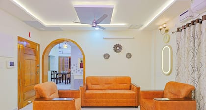 Cozy Apartment w/Living room,WIFI,Kitchen,Laundry & Parking in Velachery,Chennai