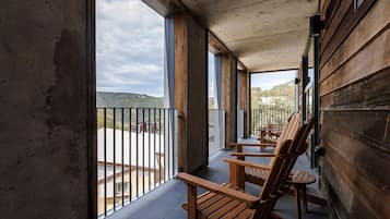 Deluxe Apartment, Balcony, Mountain View | Terrace/patio