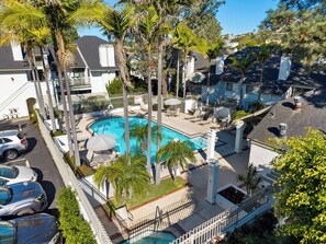 Pool - Turf & Tide: Rare Triple Crown Home – Near Beach (Solana Beach)