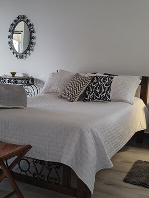 5 chambres, Wi-Fi, literie fournie