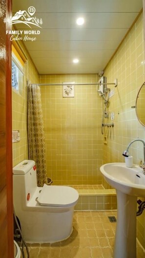 Cabin, 3 Bedrooms, City View | Bathroom - Family World Cabin House (Baguio)