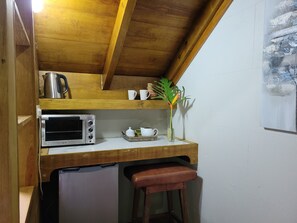 Deluxe Double Room, River View | Interior - Sabifi River Resort (Castle Bruce)