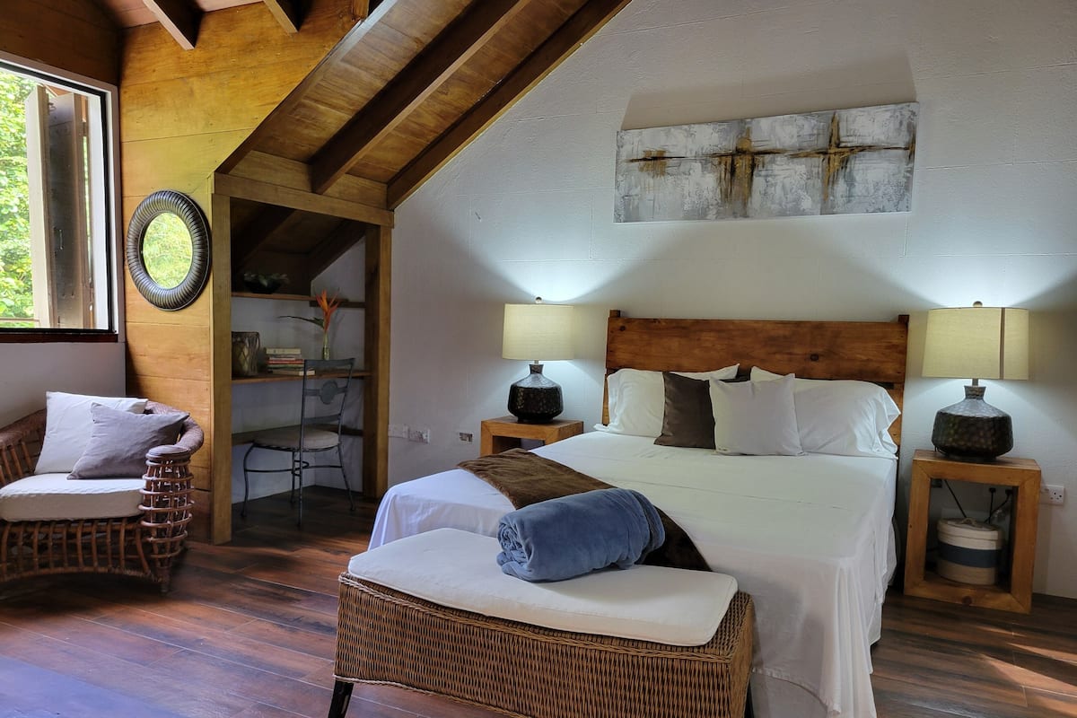 Deluxe Double Room, River View