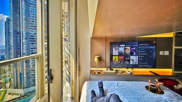 Apartment, 3 Bedrooms, City View | View from room