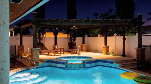 Spacious 4BR Miami Home with Pool Perfect for Families & Groups