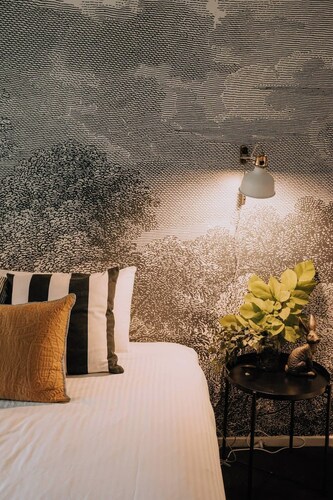 The Hare and Hound Country Estate, Complimentary Late Checkout